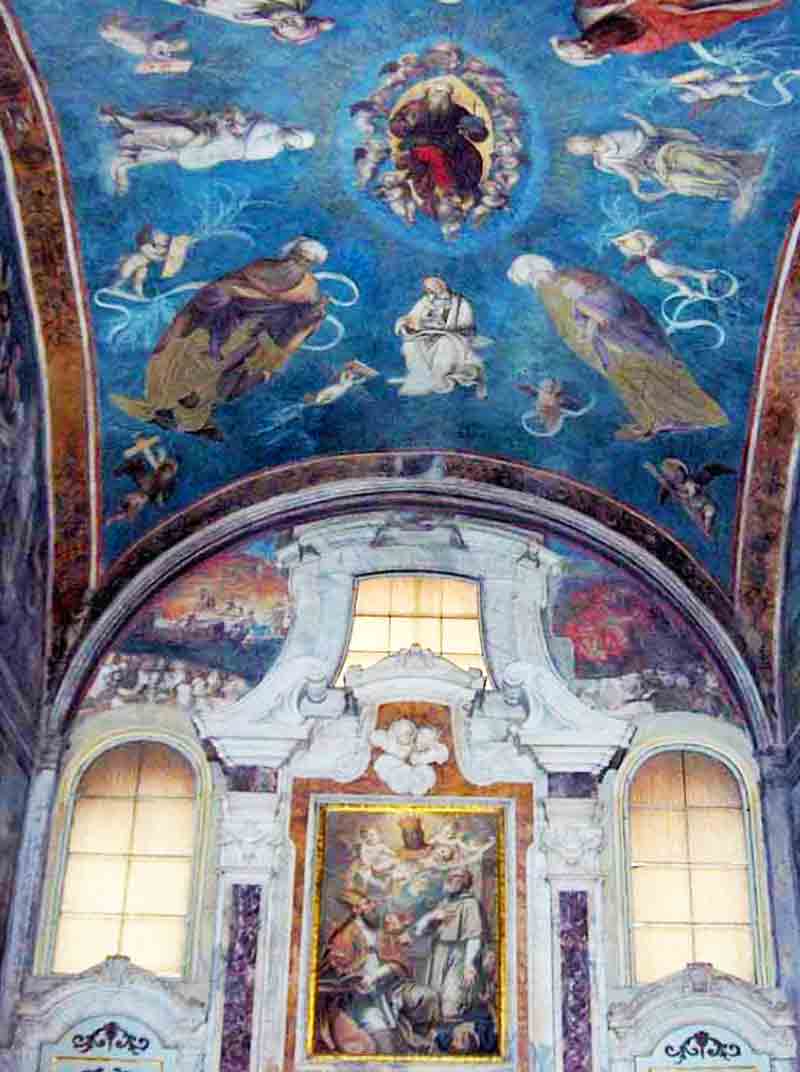 Photo of Frescos by Amico Aspertini Church of San Frediano in Lucca