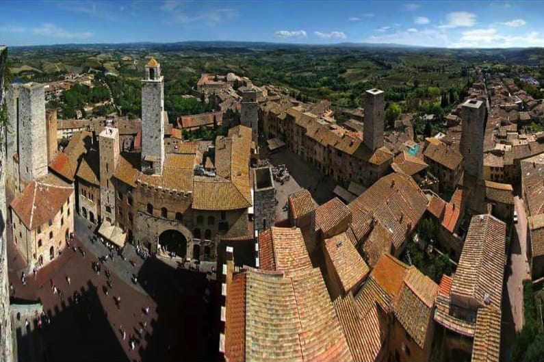 Panoramic photo of San Gimignano