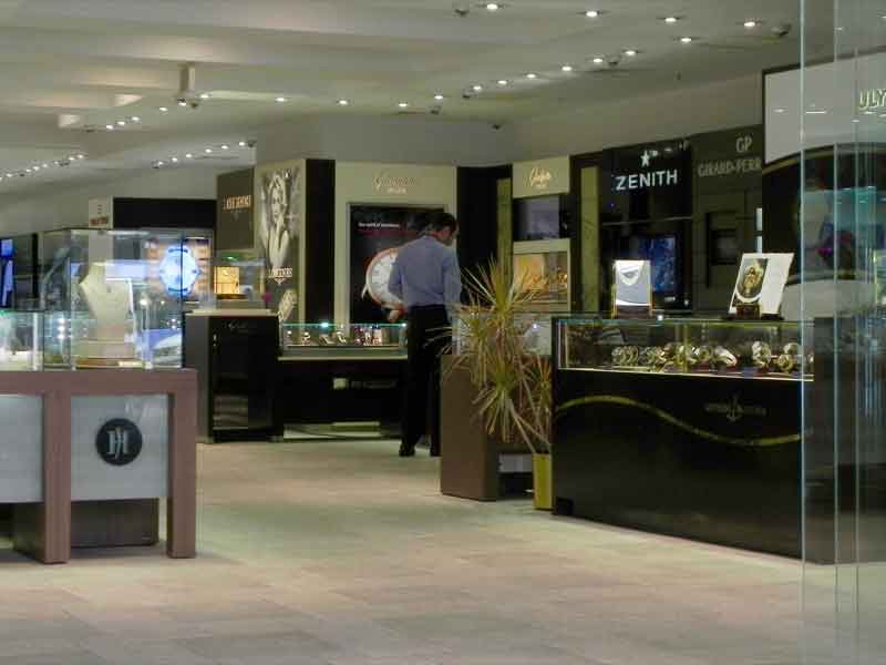 Photo of Diamonds International Watch shop in Nassau.