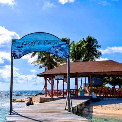 Photo Goff's Caye close to Belize City cruise port.