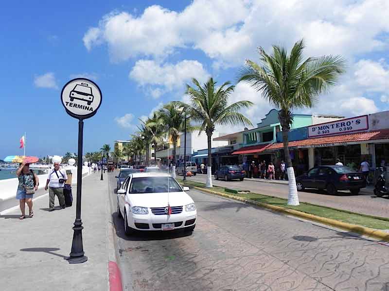 Photo of Main Street in Cozumel