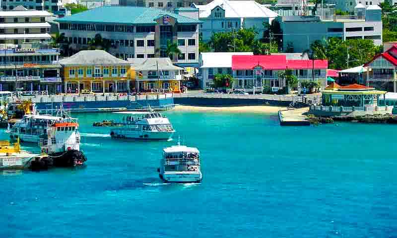Photo of harbour in Grand Cayman