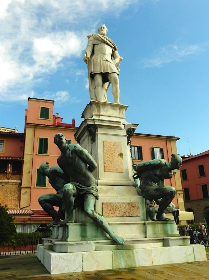 Photo of the Quattro Mori Monument in Livorno