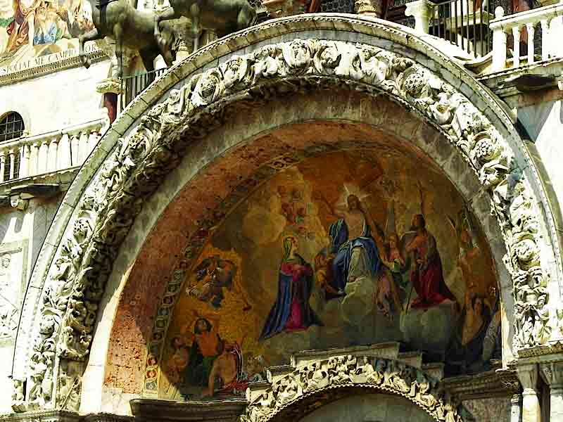 Photo of St Mark Basilica in Venice.