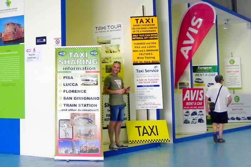 Photo of the taxi booth at the cruise termnal in the port of Livorno