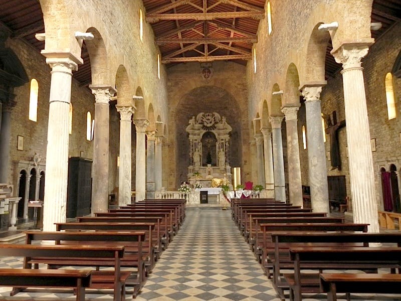Photo of San Sisto's Church interior in Pisa, Tuscany, Italy