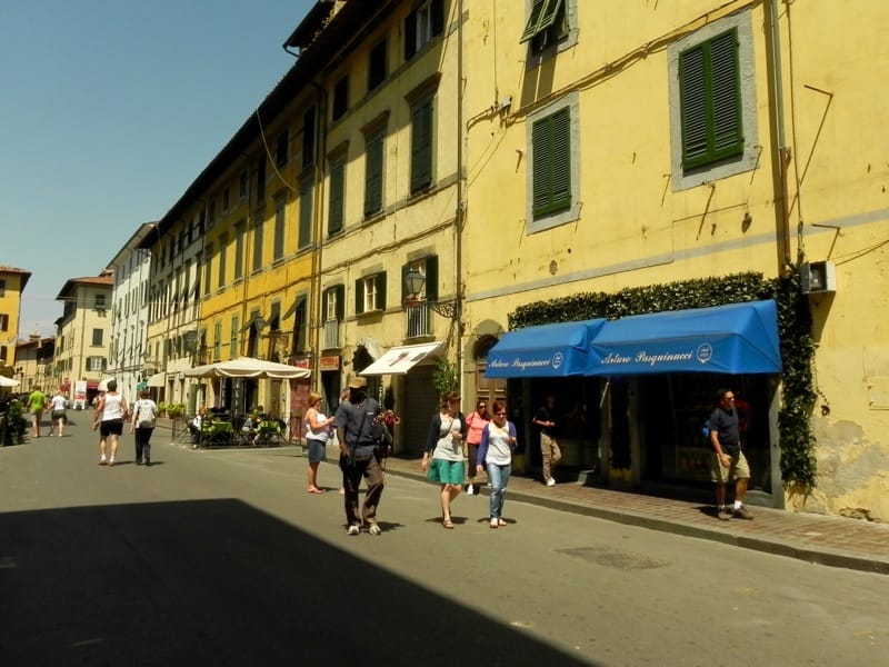 Via Oberdan Pisa Destination of Livorno Cruise Port Photo of Via Oberdan in Pisa, Tuscany, Italy