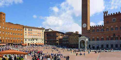 Photo of Piazza del Campo in Siena
