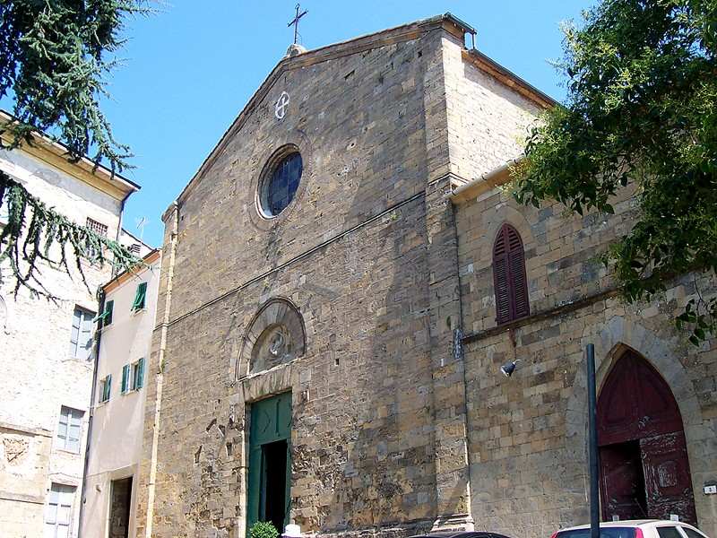 Photo Facade of Saint Francis' Church in Volterra.
