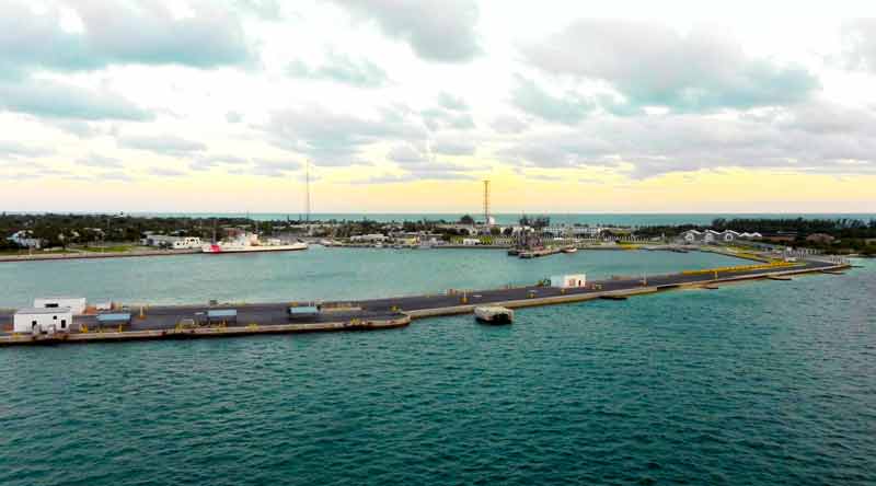Photo of Outer Mole Pier in Key West.