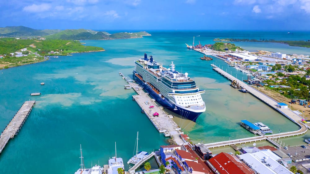 does carnival cruise go to antigua