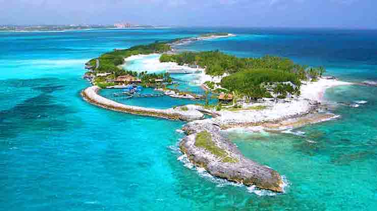 Panoramic photo of Blue Lagoon in Nassau cruise port