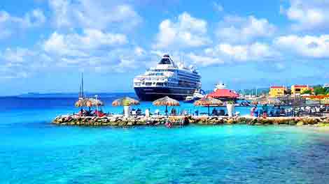 Photo of of cruise ship docked in Kralendijk (Bonaire) cruise port