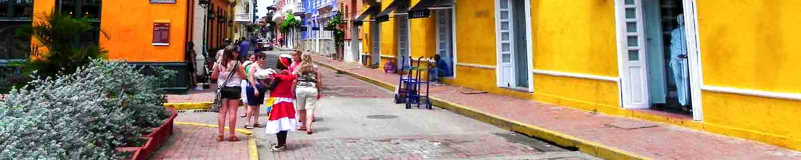 Street in Cartagena de las Indias by IQCruising