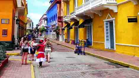 Photo of Carrera 3, a colorful street in Cartagena (Colombia) cruise port