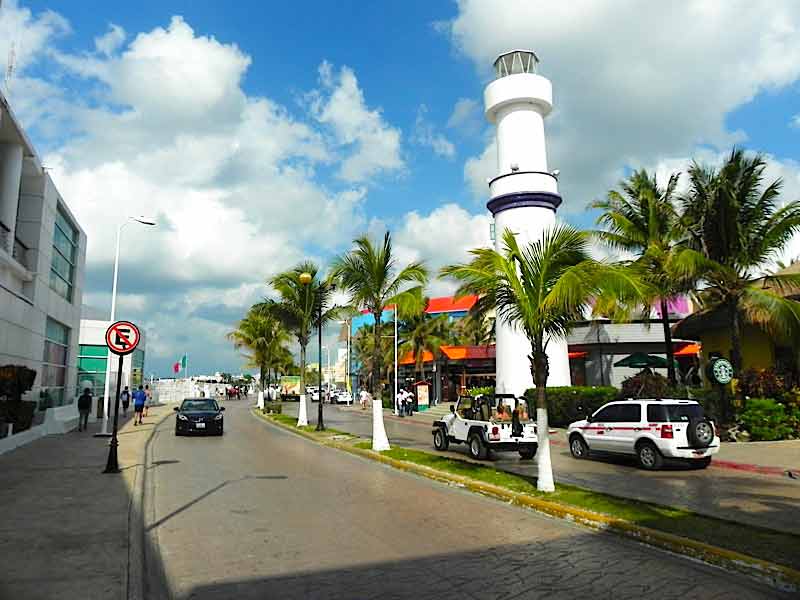 Photo of Main Street in Cozumel