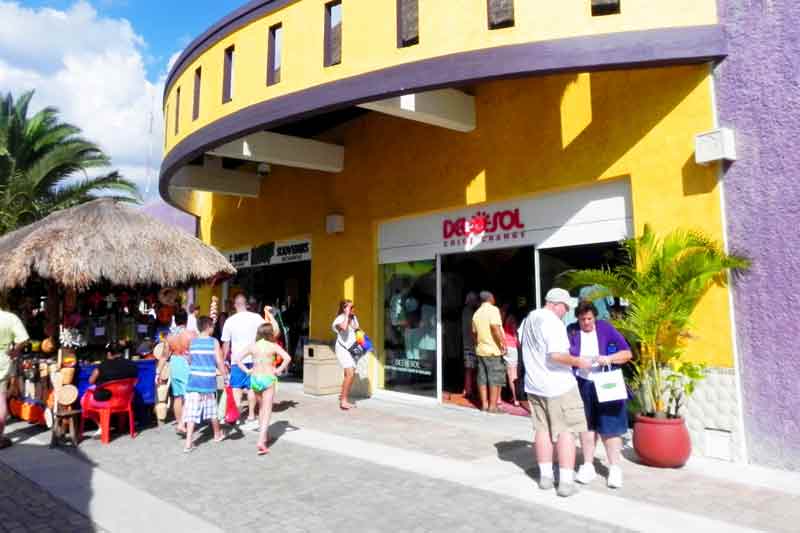 Photo of Shops (Puerta Maya Terminal) in Cozumel