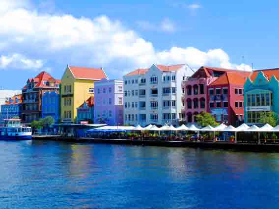 Photo of waterfront buildings in Curaçao cruise port