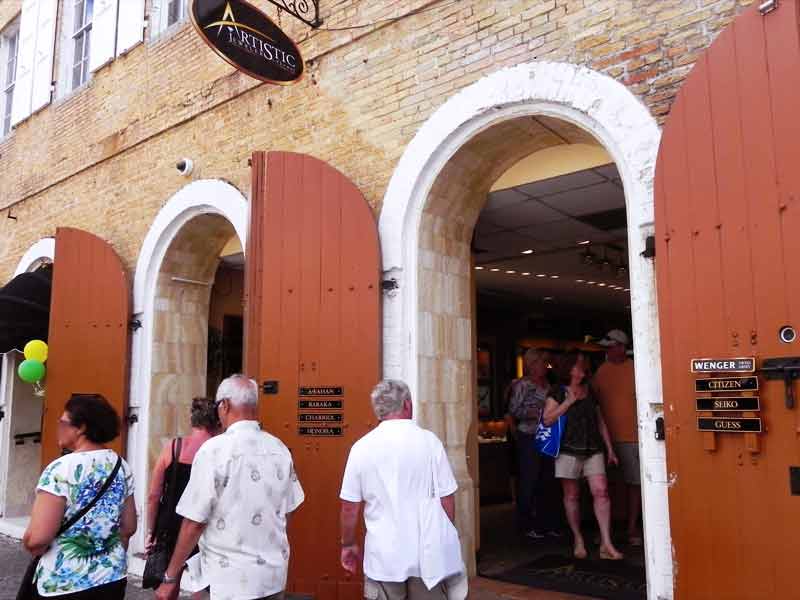 Photo of Artistic in the main street of Charlotte Amalie, St. Thomas US VI