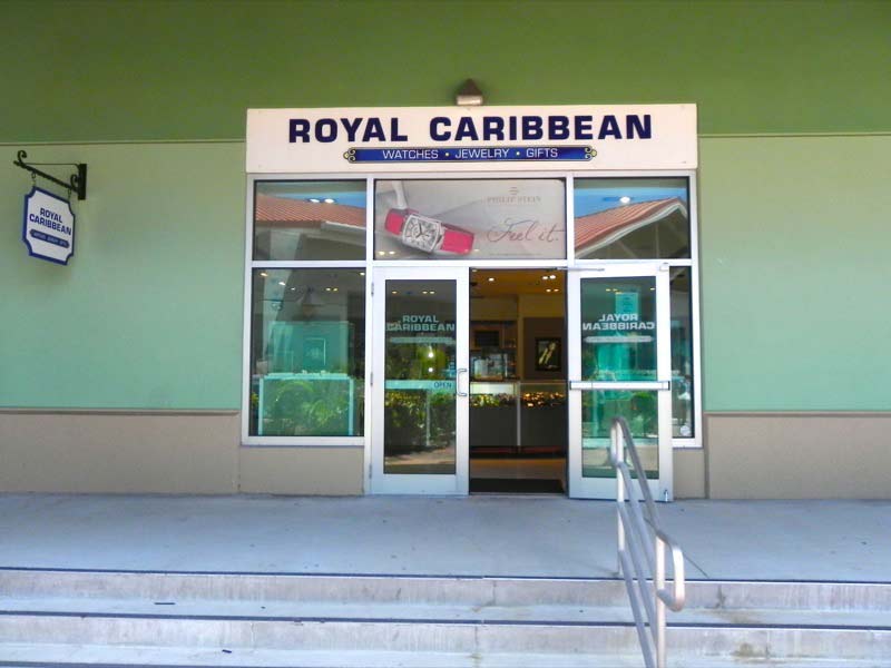Photo of Royal Caribbean shop in the Crown Bay Dock, St. Thomas US VI.