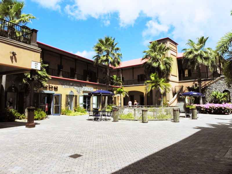 Photo of Shopping Piazza in the Yacht Haven, St. Thomas US VI.