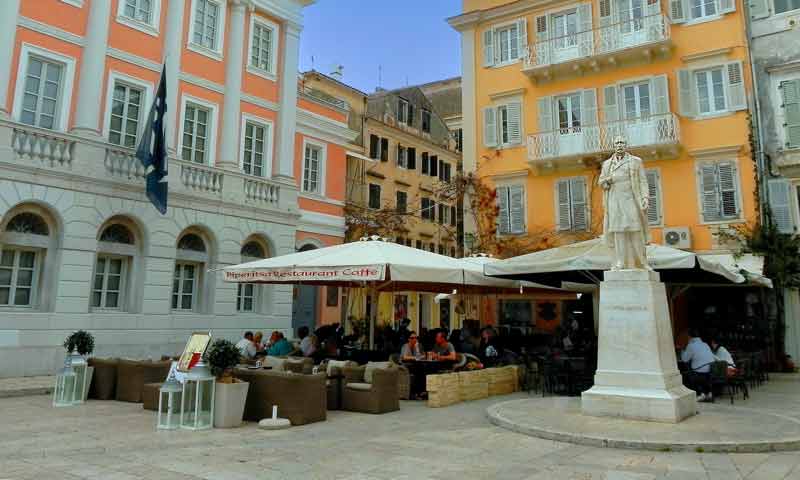Photo of Heroes Square in Corfu