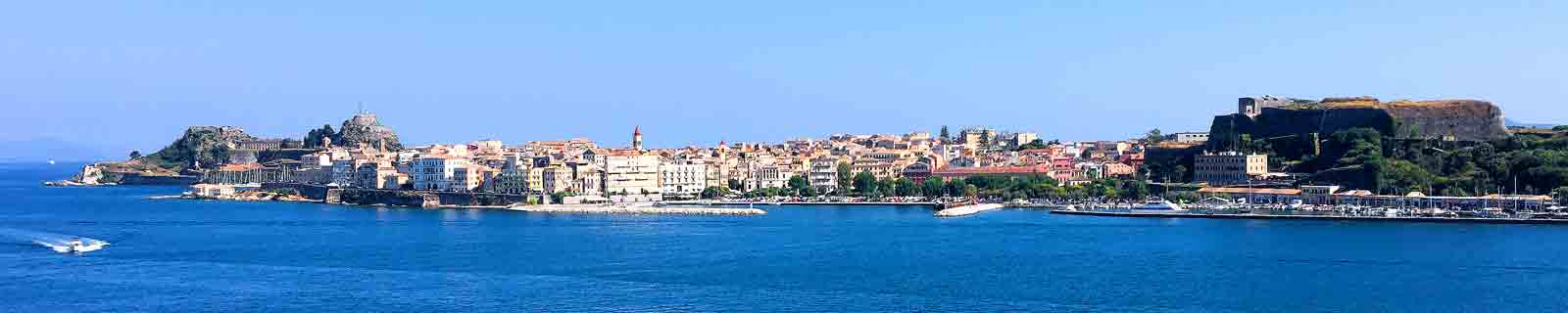 Panoramic photo of the Corfu old Town and cruise port