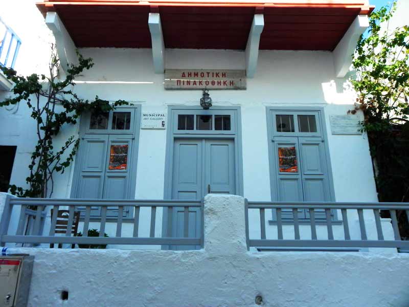 Photoof the Municipal Art Gallery in Mykonos, Greece.