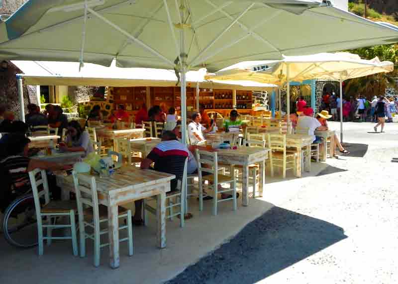 Photo of Restaurant in Santorini.