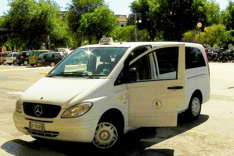 Photo of Taxi at the Railway Station