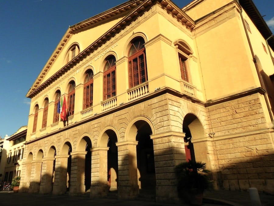 Photo of the Goldoni's Theatre Facade in Livorno