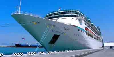 Photo of cruise ship docked in Livorno port