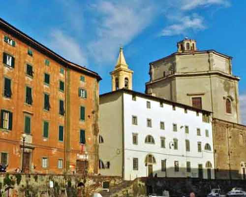 Photo of St Francis Cathedral in Livorno Cruise