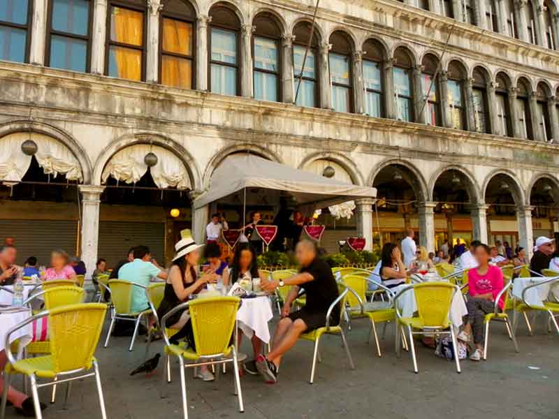 Restaurant Caffe La Venice Cruise Port Photo of Restaurant Caffe Lavena in Venice.